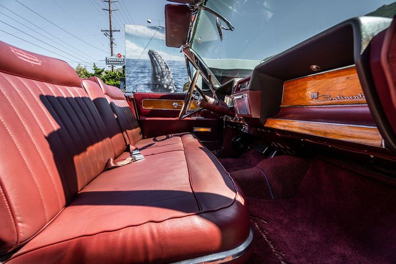 Lincoln-Continental-1962-Copper-Metallic-9