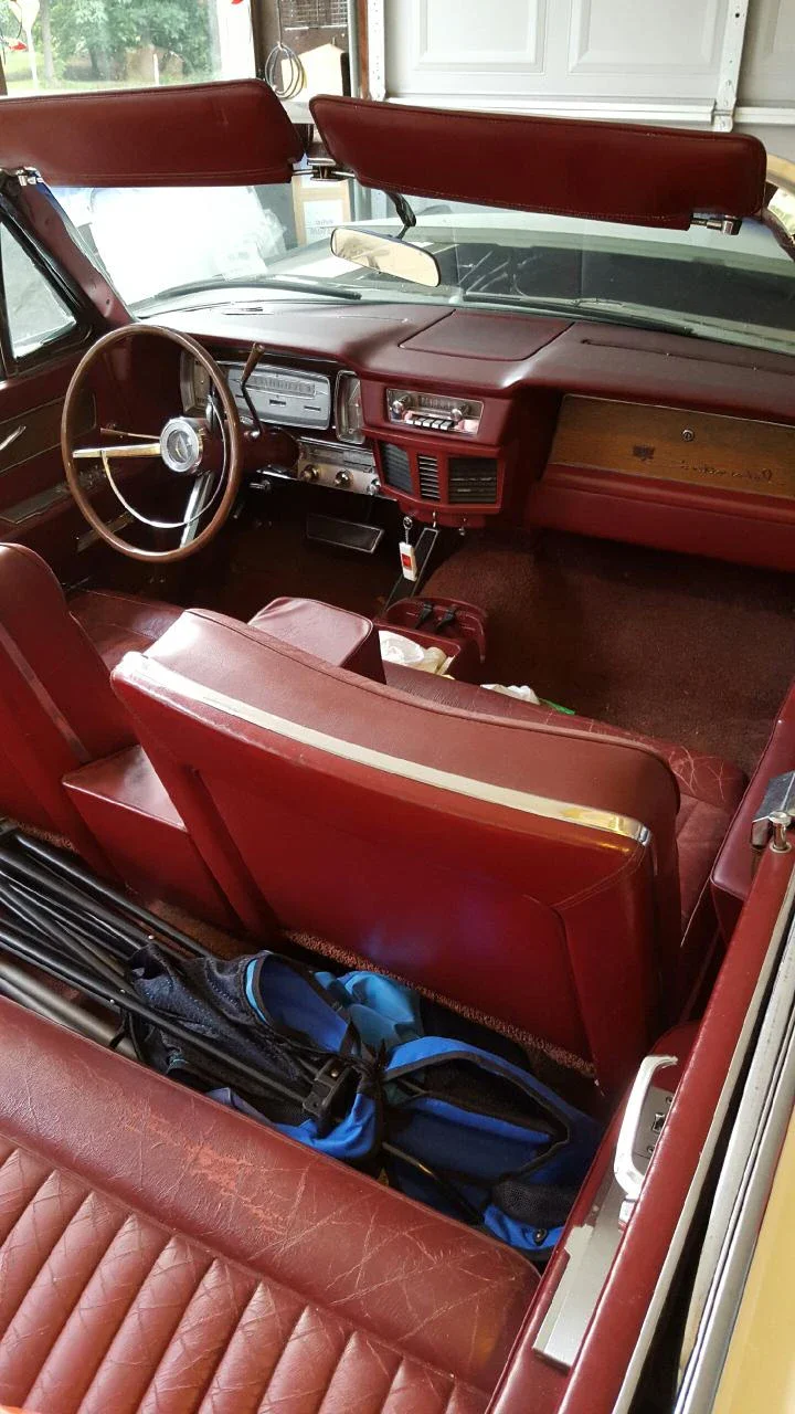 Lincoln-Continental-1963-White-Burgundy-13
