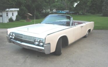 Lincoln-Continental-1963-White-Burgundy-6