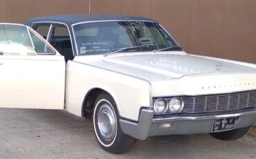 Lincoln-Continental-1967-Off-White-Black-26