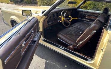 Lincoln-Continental-1971-1