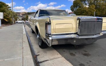 Lincoln-Continental-1971-12