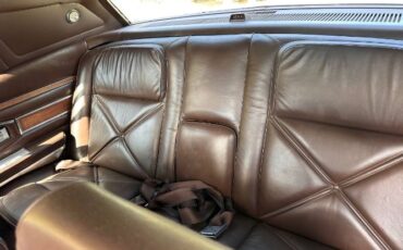 Lincoln-Continental-1971-3