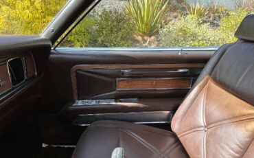 Lincoln-Continental-1971-8