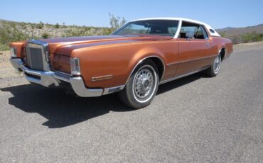 Lincoln-Continental-1972-Coupe-3