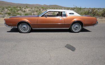 Lincoln-Continental-1972-Coupe-4