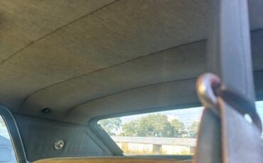 Lincoln-Continental-1974-Coupe-34