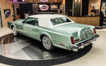 Lincoln-Continental-1978-Jade-Moondust-Metall-20