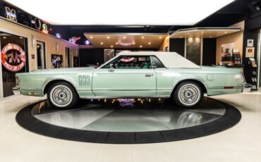 Lincoln-Continental-1978-Jade-Moondust-Metall-21