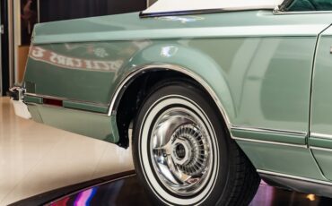 Lincoln-Continental-1978-Jade-Moondust-Metall-22