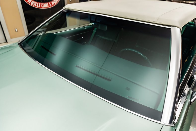 Lincoln-Continental-1978-Jade-Moondust-Metall-24