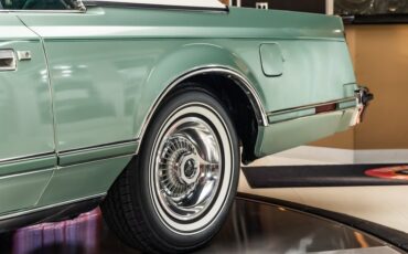 Lincoln-Continental-1978-Jade-Moondust-Metall-28