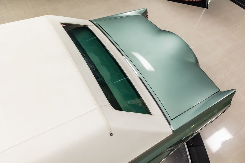 Lincoln-Continental-1978-Jade-Moondust-Metall-29