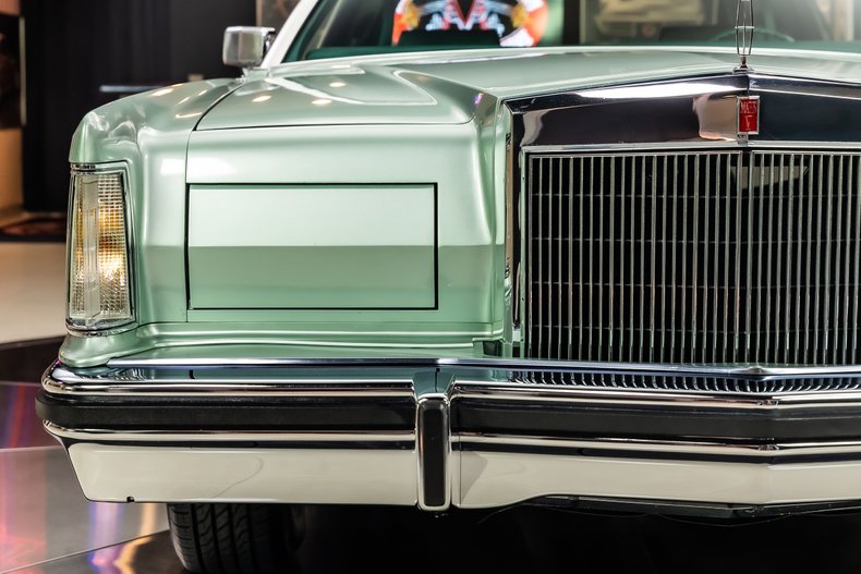Lincoln-Continental-1978-Jade-Moondust-Metall-43