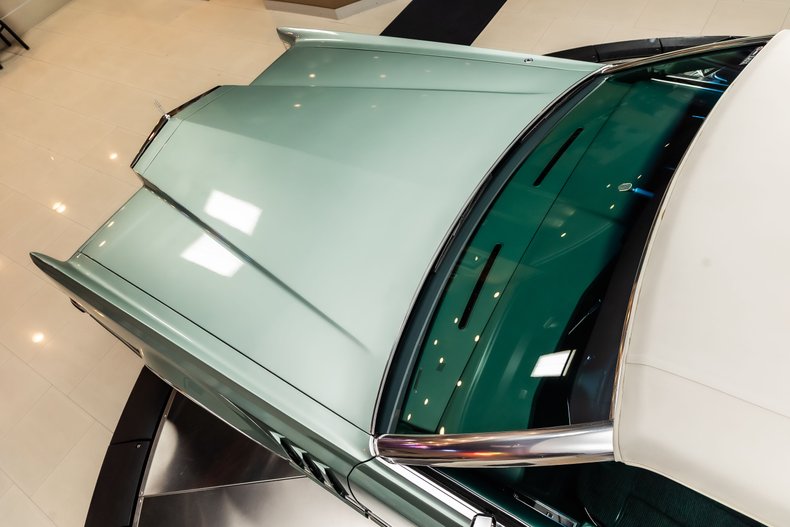 Lincoln-Continental-1978-Jade-Moondust-Metall-47