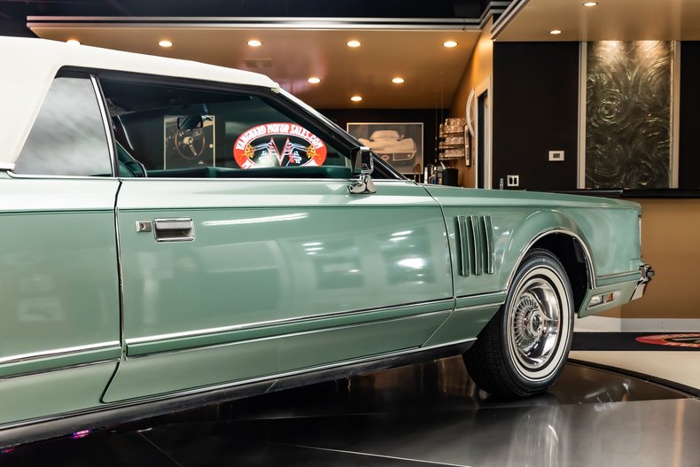 Lincoln-Continental-1978-Jade-Moondust-Metall-5
