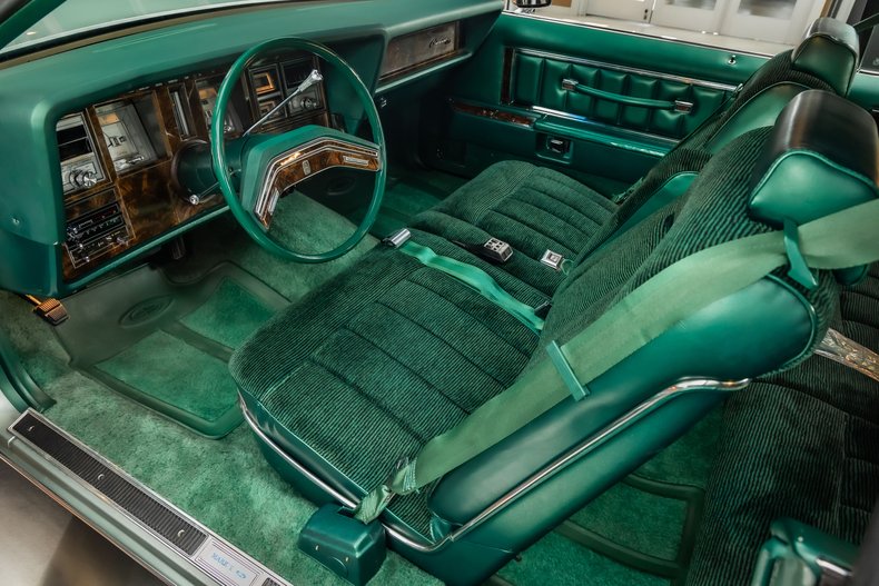 Lincoln-Continental-1978-Jade-Moondust-Metall-8