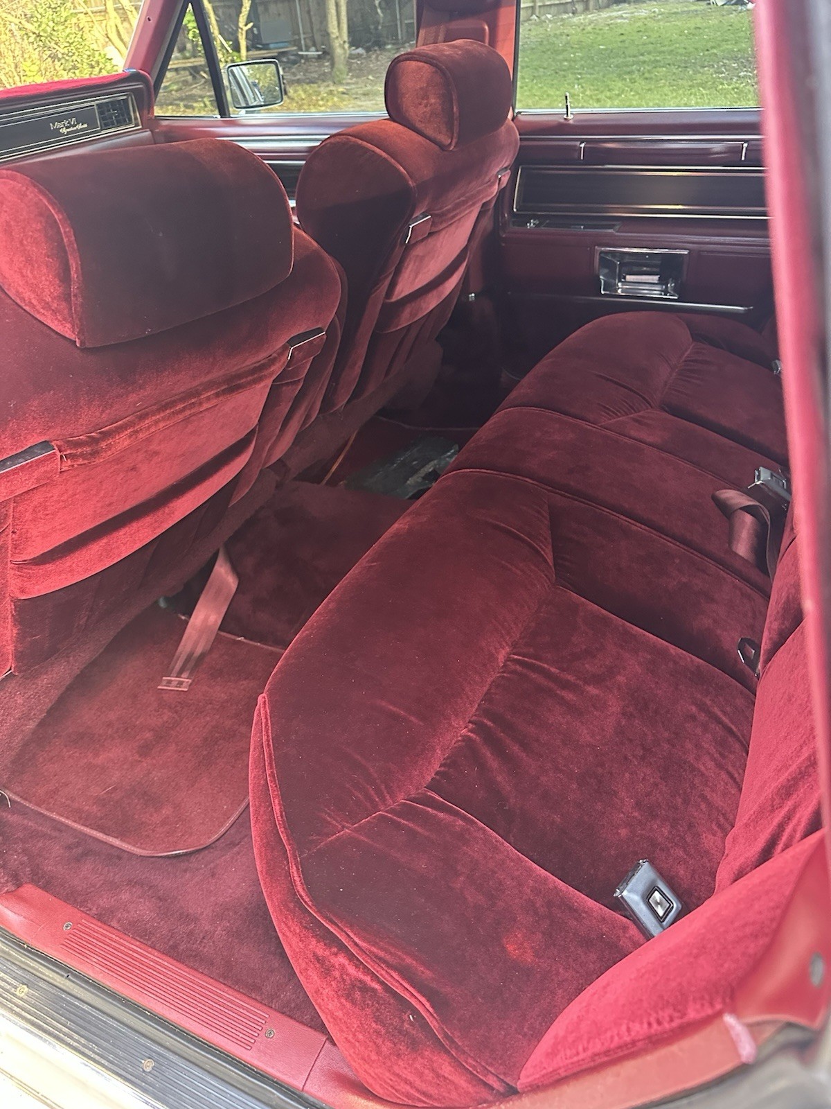 Lincoln-Continental-1983-Compact-5