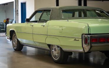 Lincoln-Continental-460-1973-4-Door-Sedan-19
