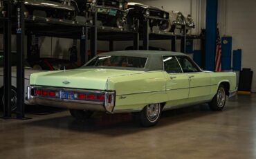 Lincoln-Continental-460-1973-4-Door-Sedan-21