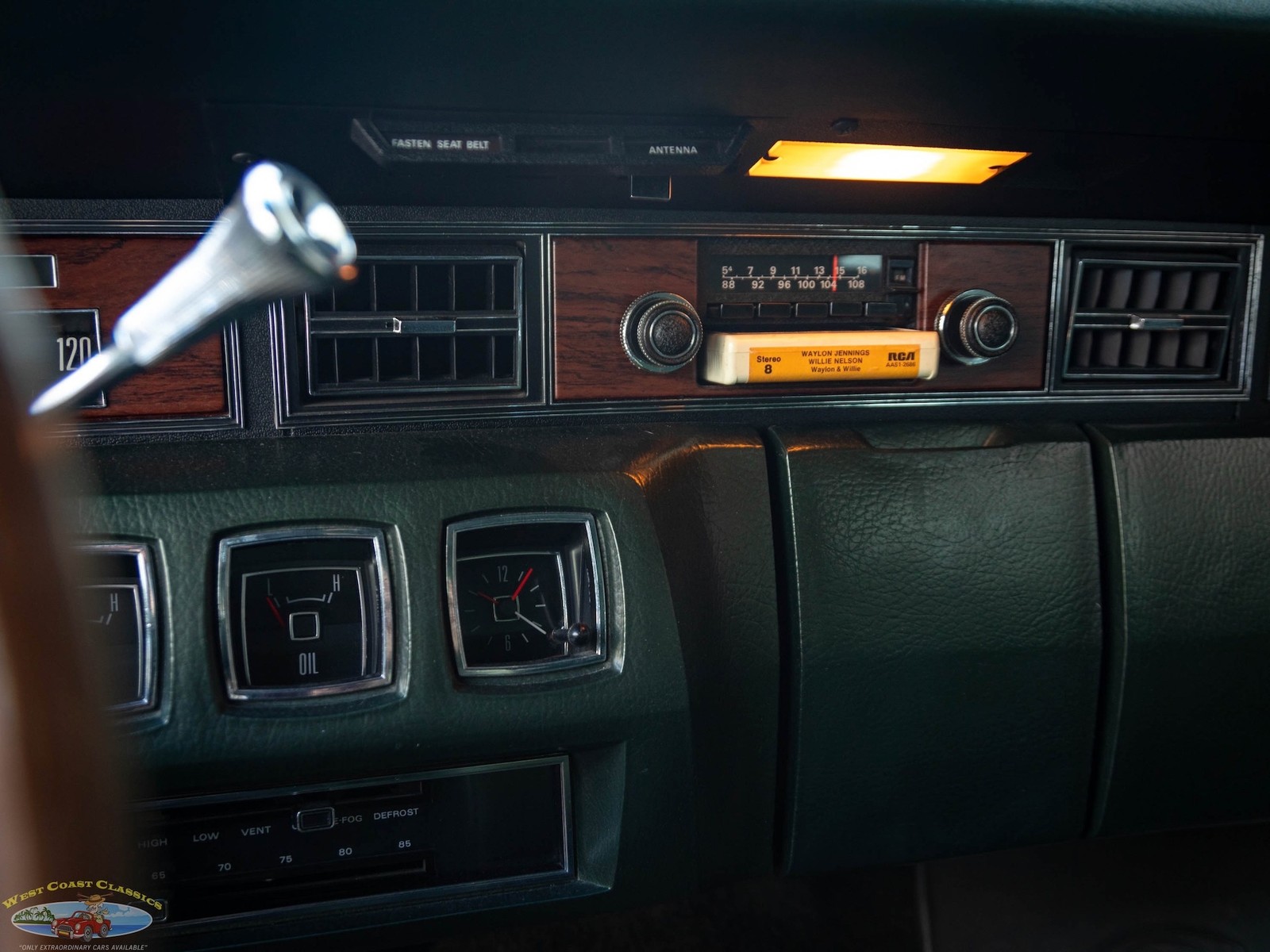 Lincoln-Continental-460-1973-4-Door-Sedan-35