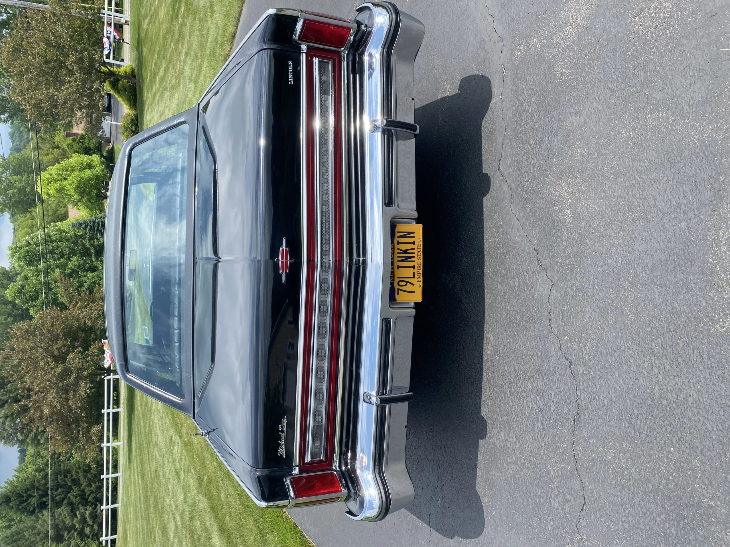 Lincoln-Continental-town-car-1979-Black-Black-3