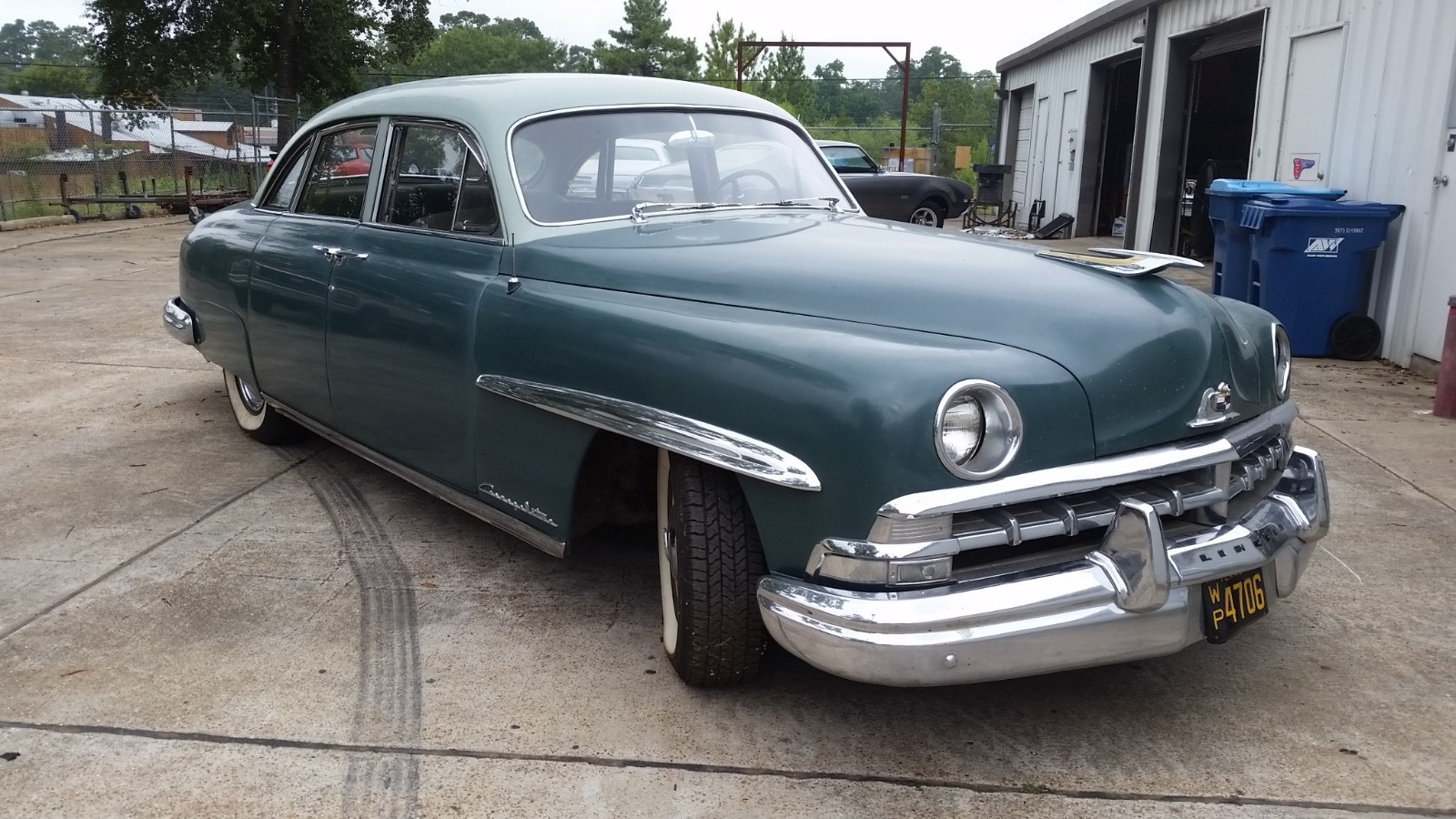 Lincoln-Cosmopolitan-1950-Sedan-1