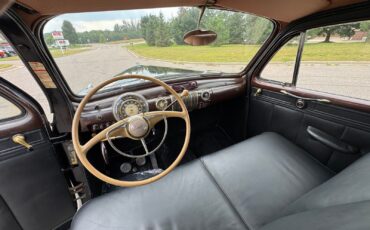 Lincoln-Custom-V12-Limousine-1941-Limousine-10