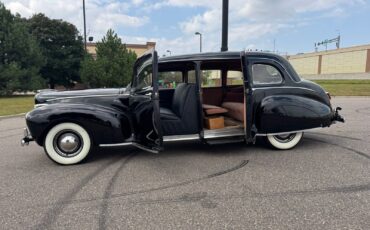 Lincoln-Custom-V12-Limousine-1941-Limousine-12