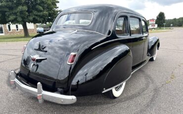 Lincoln-Custom-V12-Limousine-1941-Limousine-2