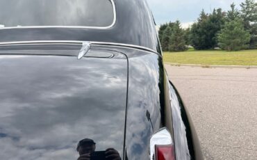 Lincoln-Custom-V12-Limousine-1941-Limousine-38