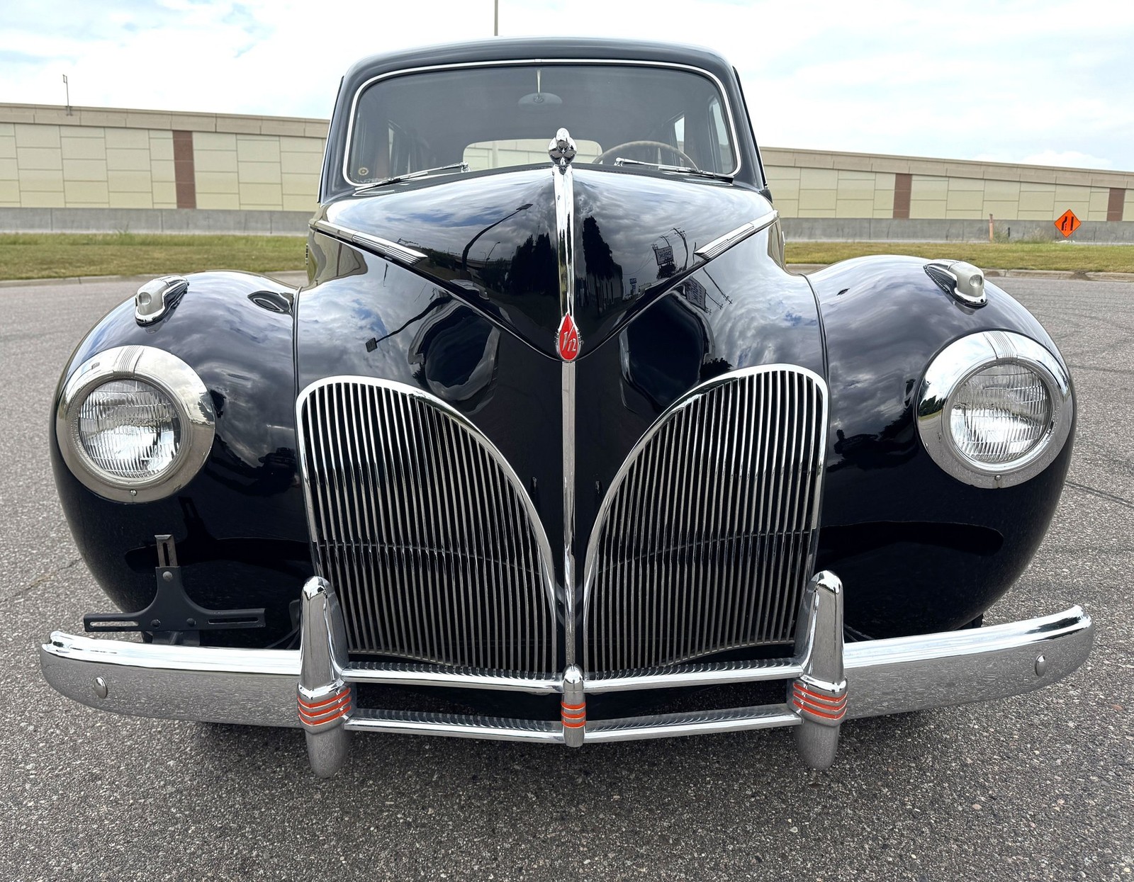 Lincoln-Custom-V12-Limousine-1941-Limousine-8