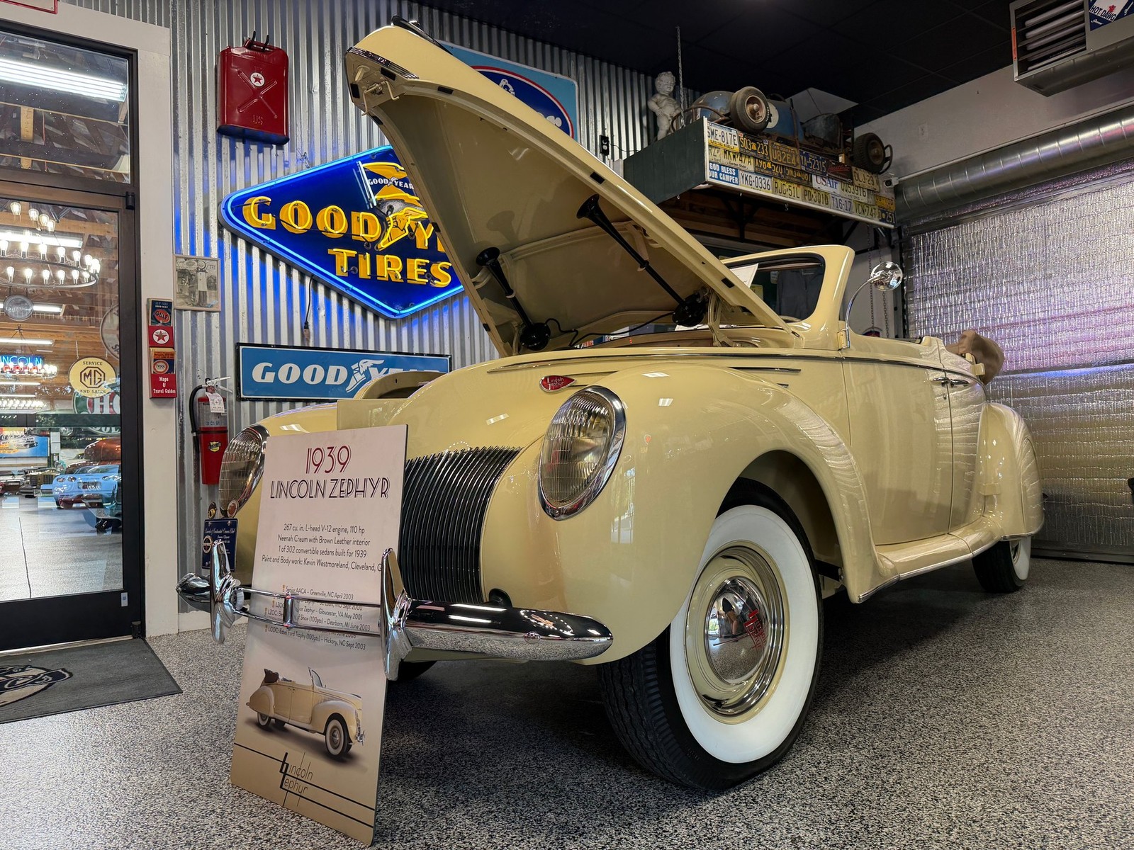 Lincoln-MKZZephyr-1939-Convertible-22