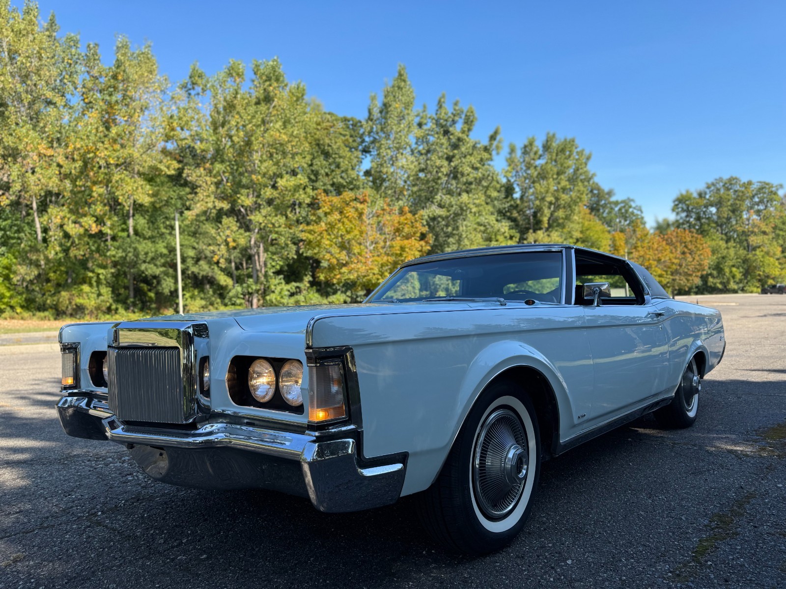 Lincoln-Mark-Series-1969-3