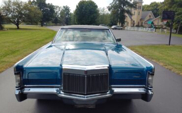 Lincoln-Mark-Series-1970-Coupe-2