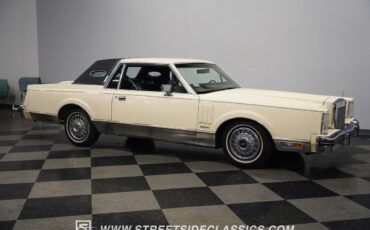 Lincoln-Mark-Series-1982-Coupe-18