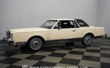 Lincoln-Mark-Series-1982-Coupe-8