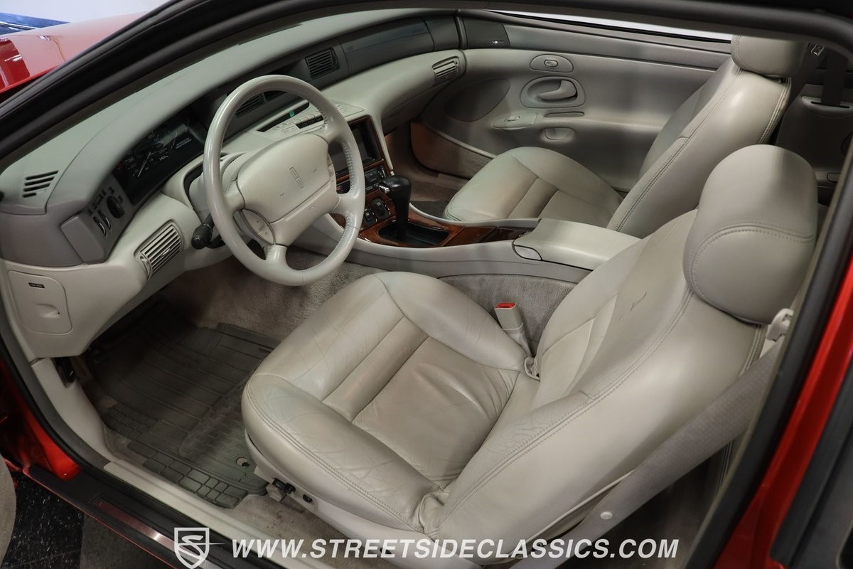 Lincoln-Mark-Series-1996-Coupe-4