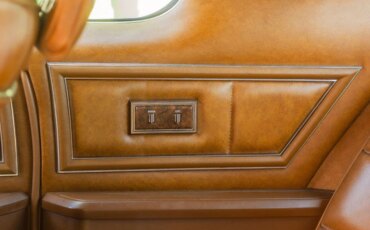 Lincoln-Mark-iv-1973-Black-Tan-10