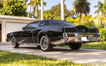 Lincoln-Mark-iv-1973-Black-Tan-11