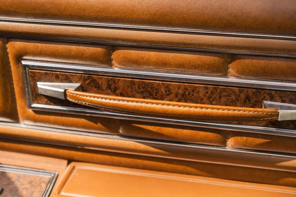 Lincoln-Mark-iv-1973-Black-Tan-21