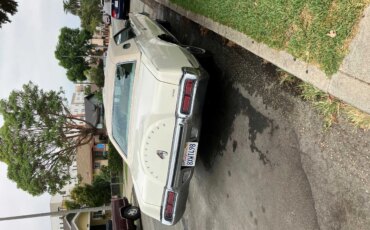 Lincoln-Mark-iv-1973-White-White-1