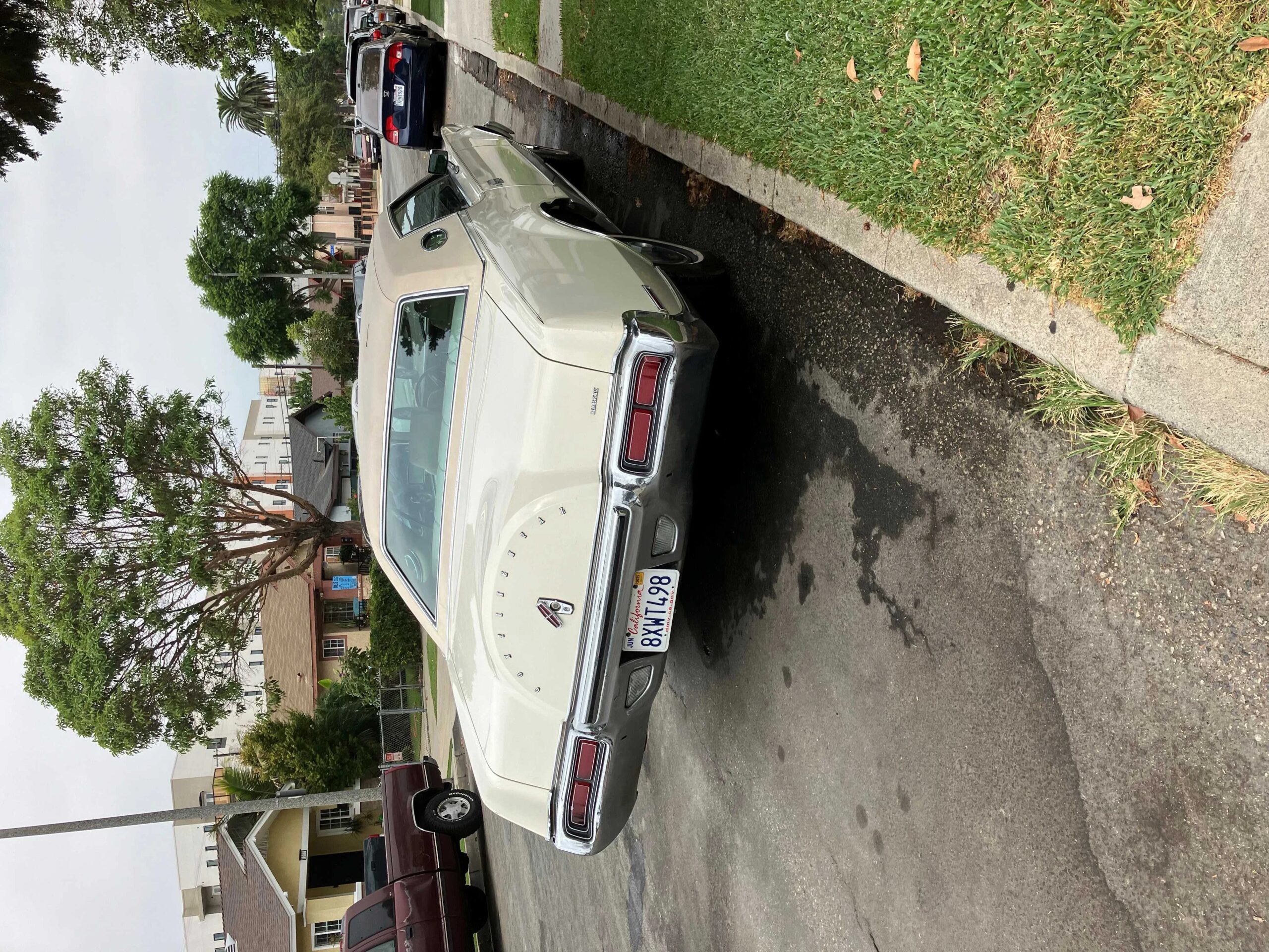 Lincoln-Mark-iv-1973-White-White-1