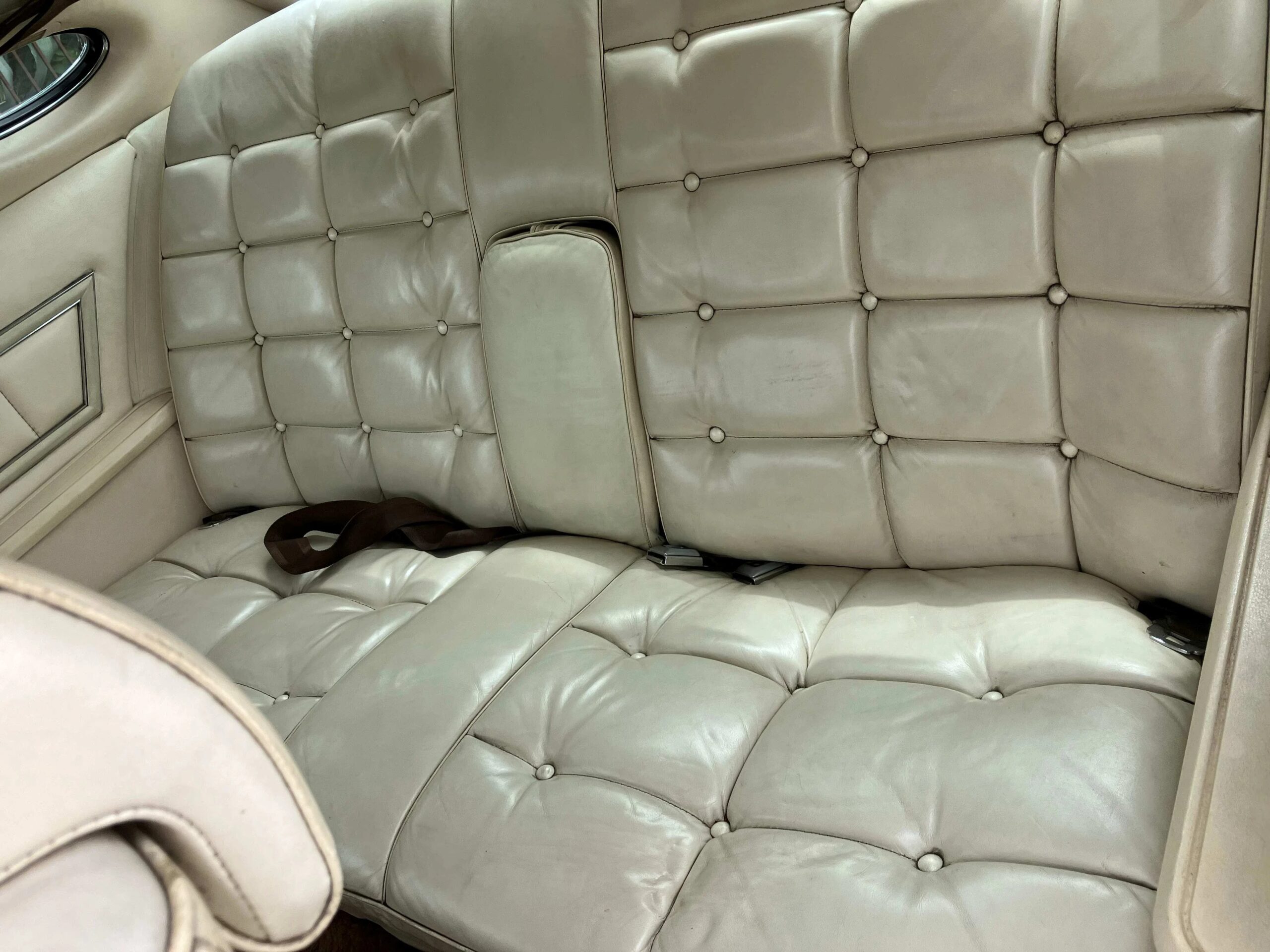 Lincoln-Mark-iv-1973-White-White-11