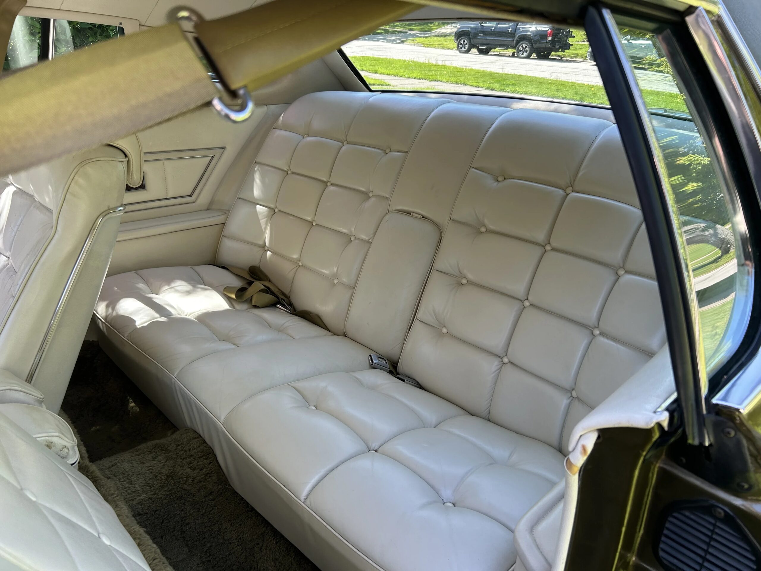 Lincoln-Mark-iv-1974-Green-Gold-15