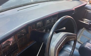 Lincoln-Mark-v-1977-Blue-Blue-13