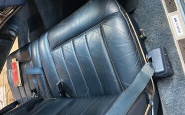 Lincoln-Mark-v-1977-Blue-Blue-15