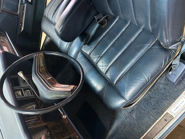 Lincoln-Mark-v-1977-Blue-Blue-7