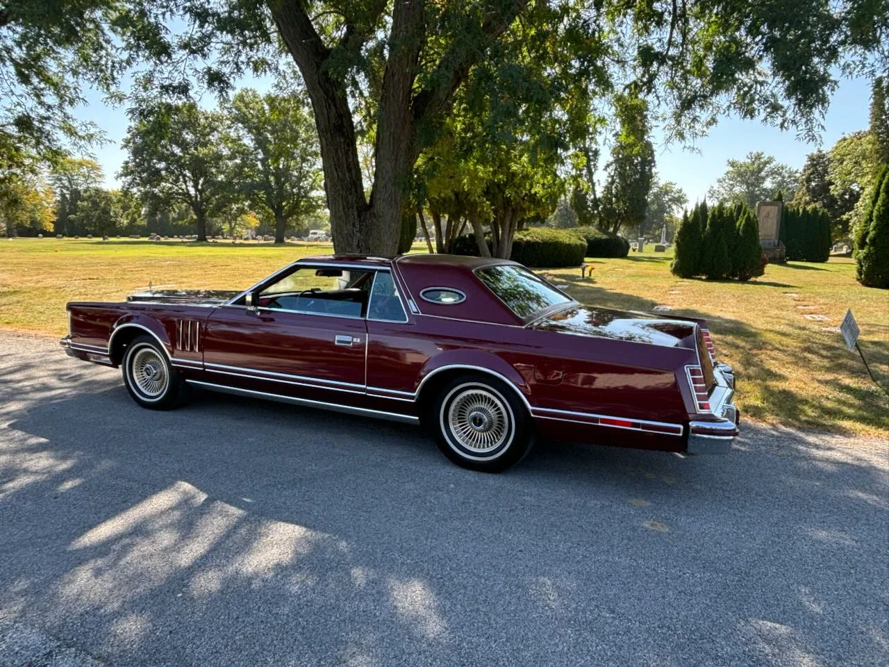 Lincoln-Mark-v-1978-Burgundy-Burgundy-7