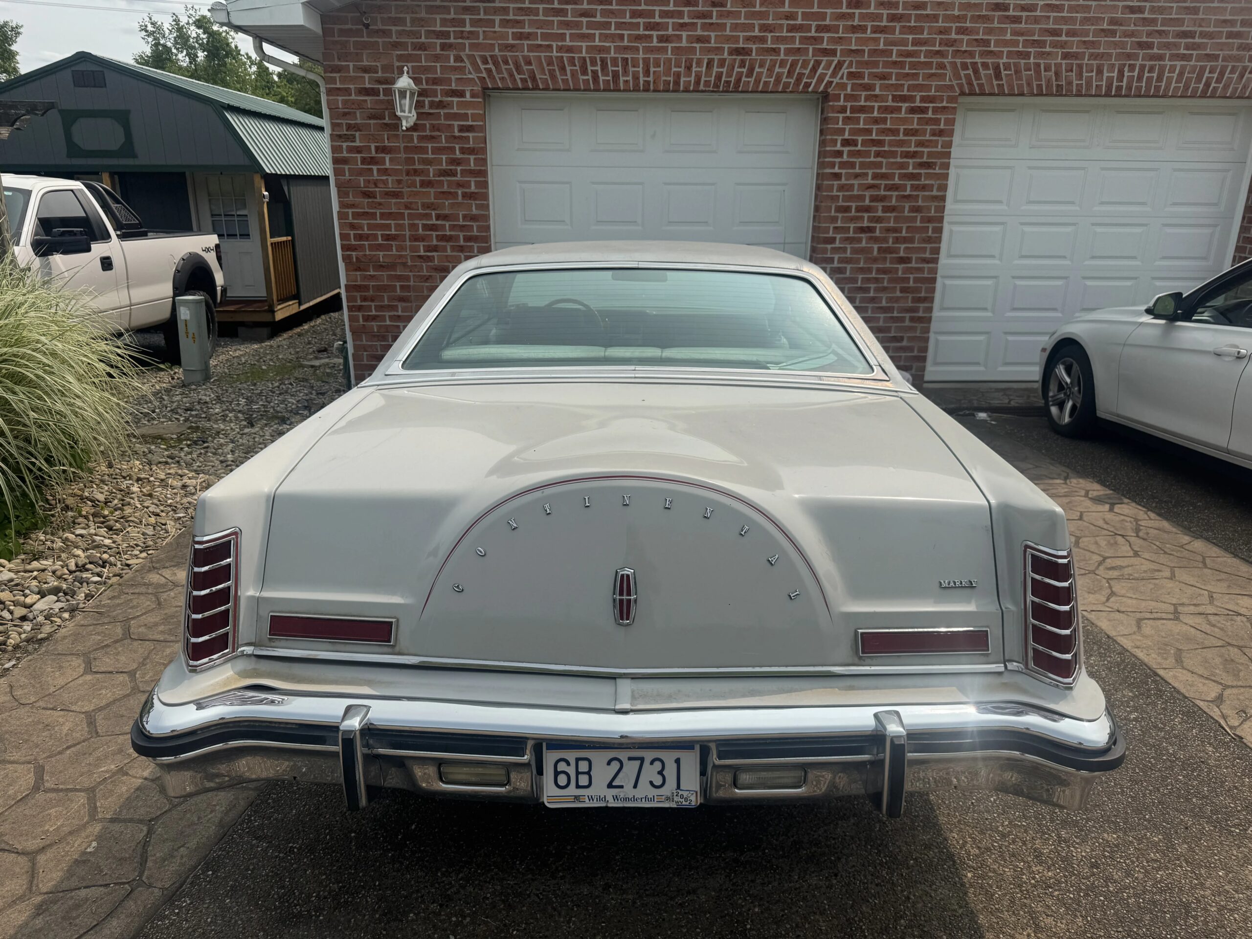 Lincoln-Mark-v-1978-Gray-Gray-2